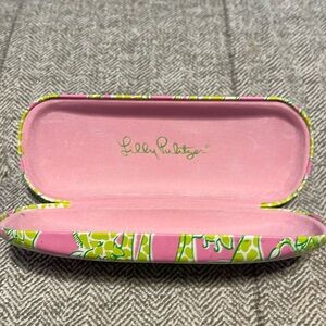 Lilly Pulitzer Giraffe Glasses Case